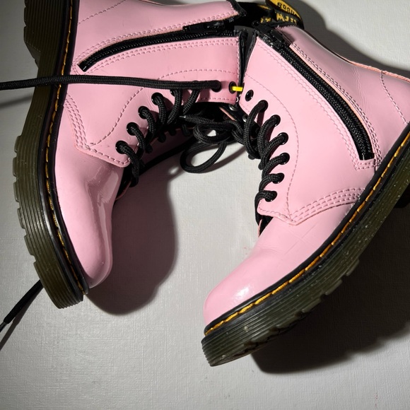 Dr. Martens 1460 Kids Youth US 13 EU 31 Pink Patent Leather Boots - Picture 12 of 16
